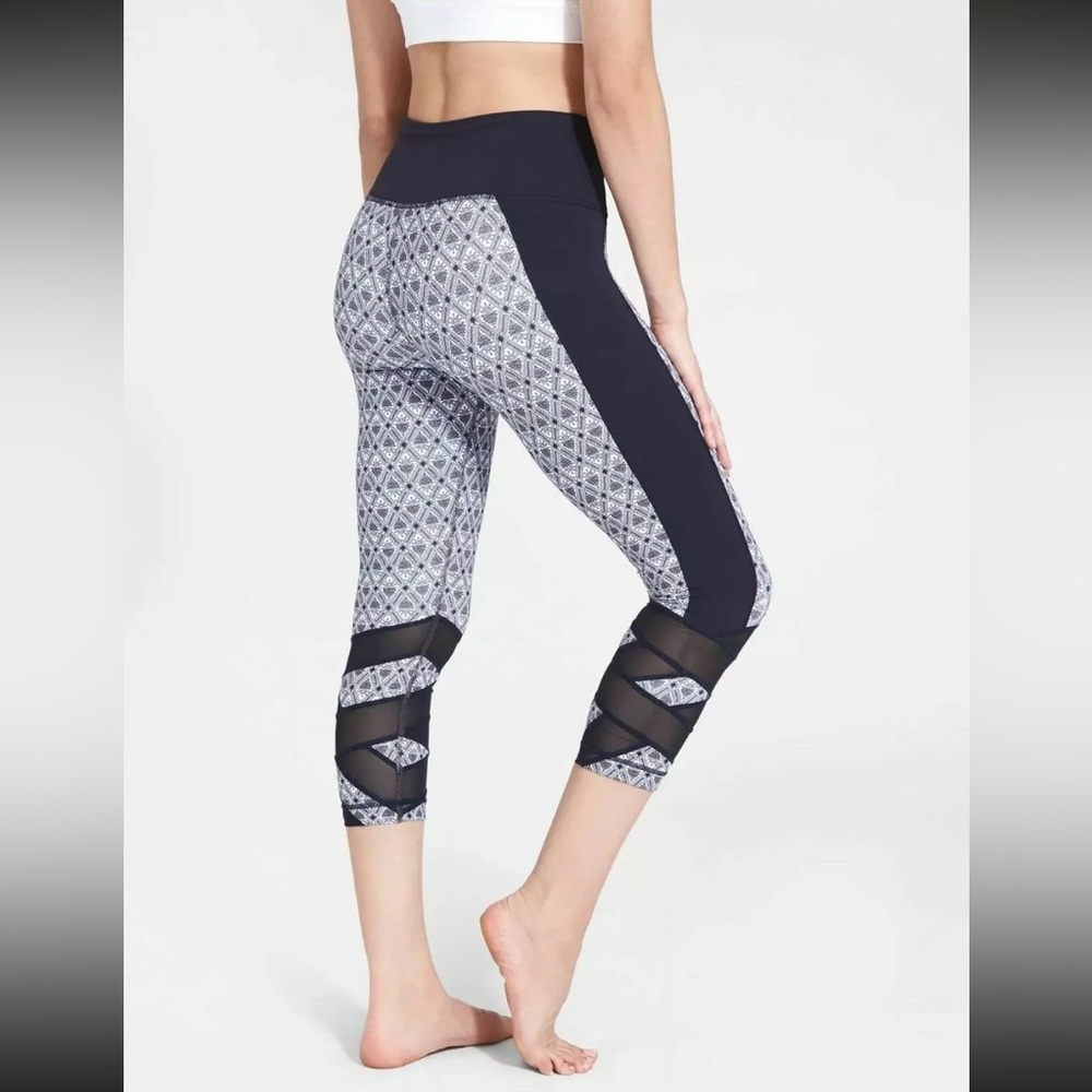 ATHLETA Mantra mosaic mesh criss cross ballet athletic capri leggings pants LP